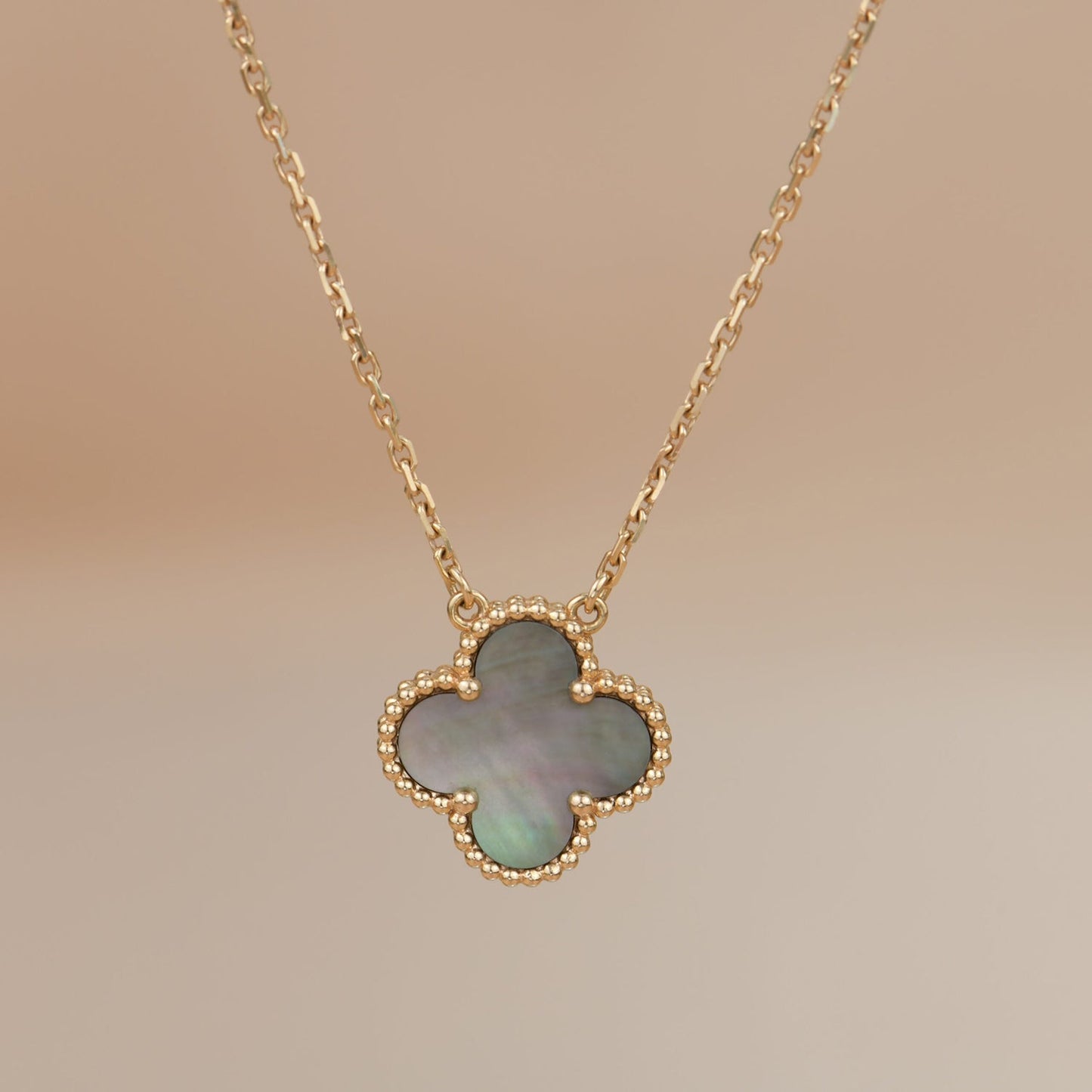 [Echo Fine ]CLOVER 15MM  GRAY MOTHER OF PEARL NECKLACE