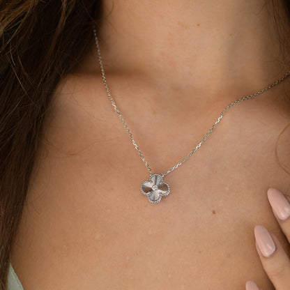 [Echo Fine ]CLOVER  15MM DIAMOND LASER NECKLACE SILVER
