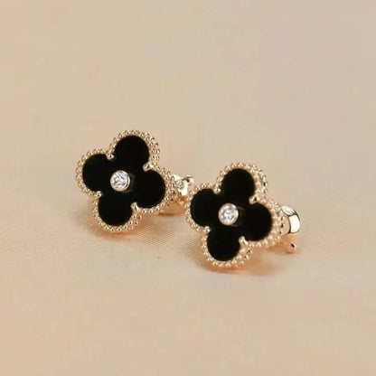 [Echo Fine ]CLOVER MEDIUM 1 MOTIFS ONYX DIAMOND EARRINGS