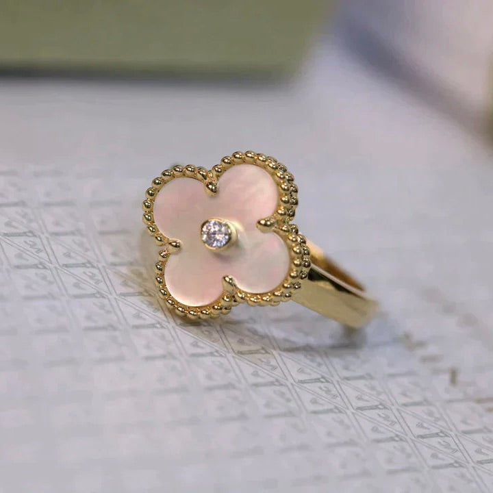 [Echo Fine ]CLOVER PINK MOP RING GOLD DIAMOND