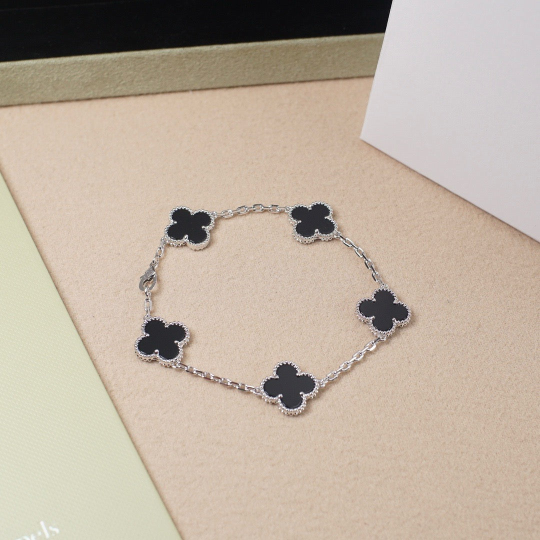 [Echo Fine ]CLOVER 5 MOTIF ONYXS  BRACELET SILVER