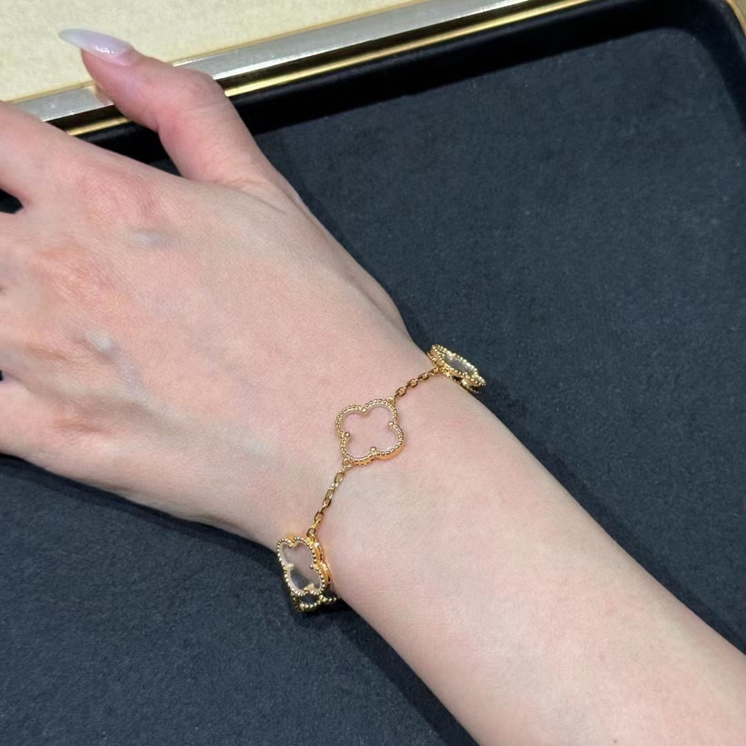 [Echo Fine ]CLOVER 5 MOTIF ROCK CRYSTAL PINK GOLD BRACELET