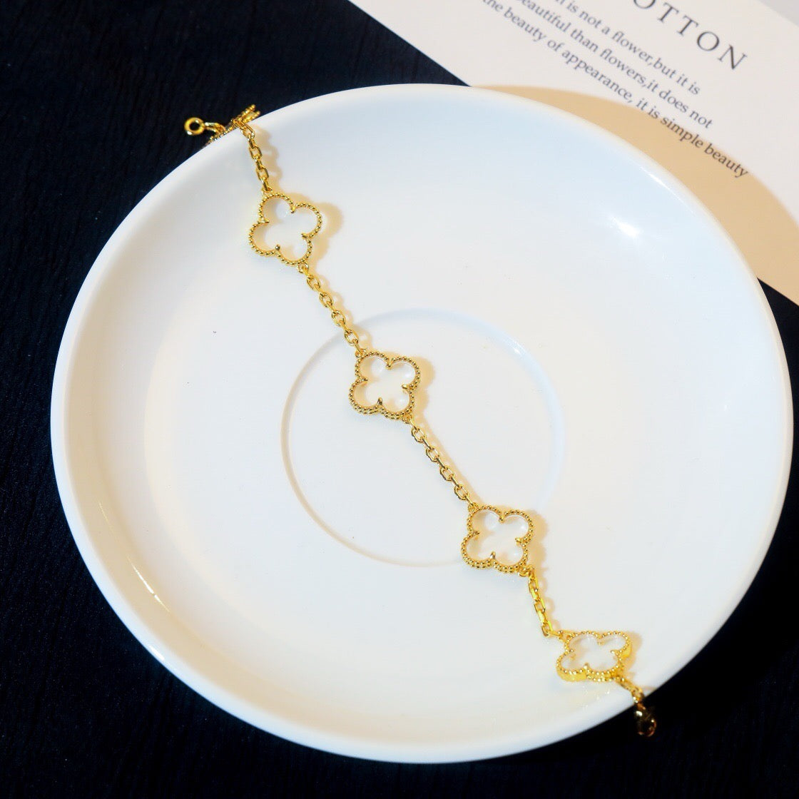 [Echo Fine ]CLOVER 5 MOTIF ROCK CRYSTAL PINK GOLD BRACELET