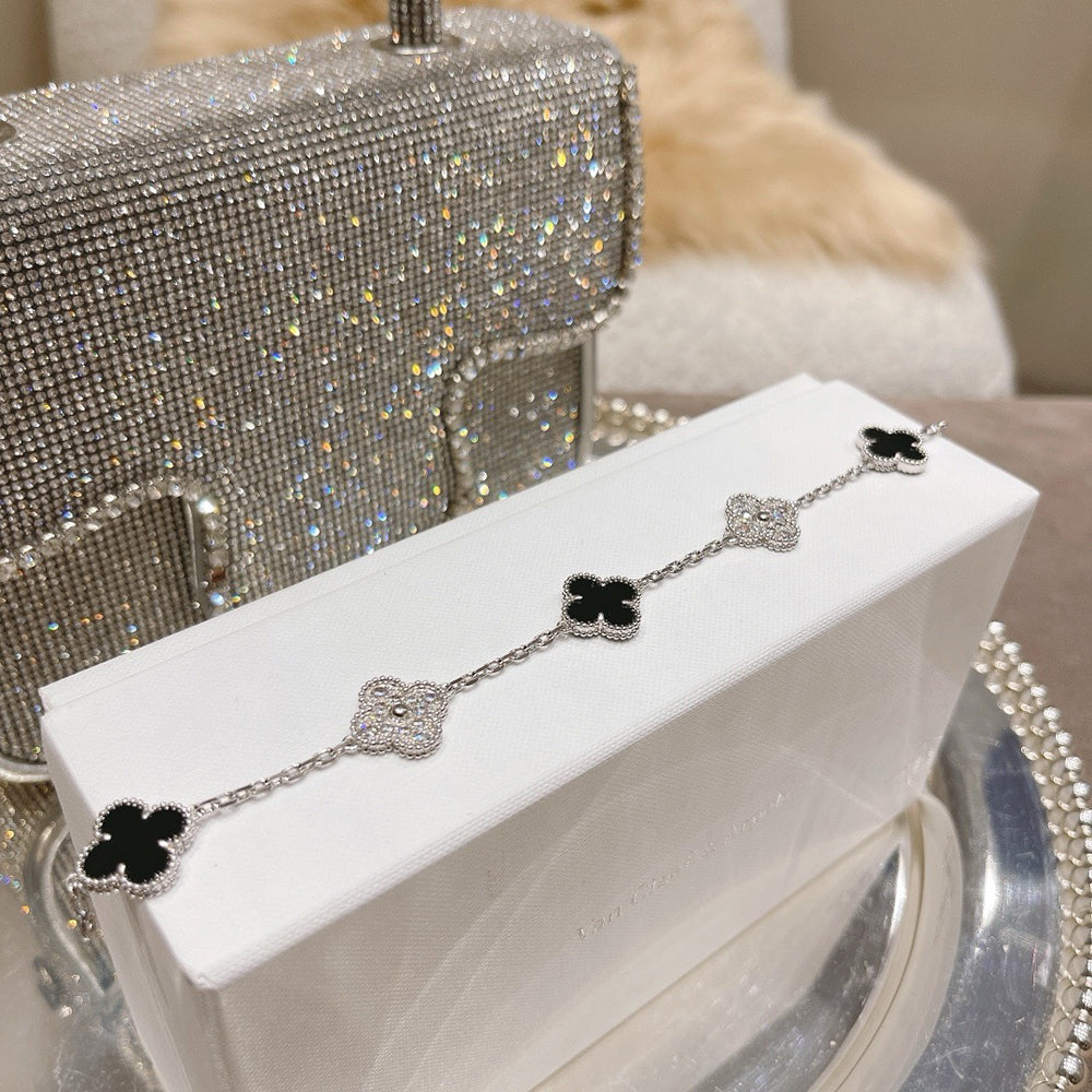 [Echo Fine ]CLOVER 5 MOTIF ONYXS DIAMOND BRACELET SILVER