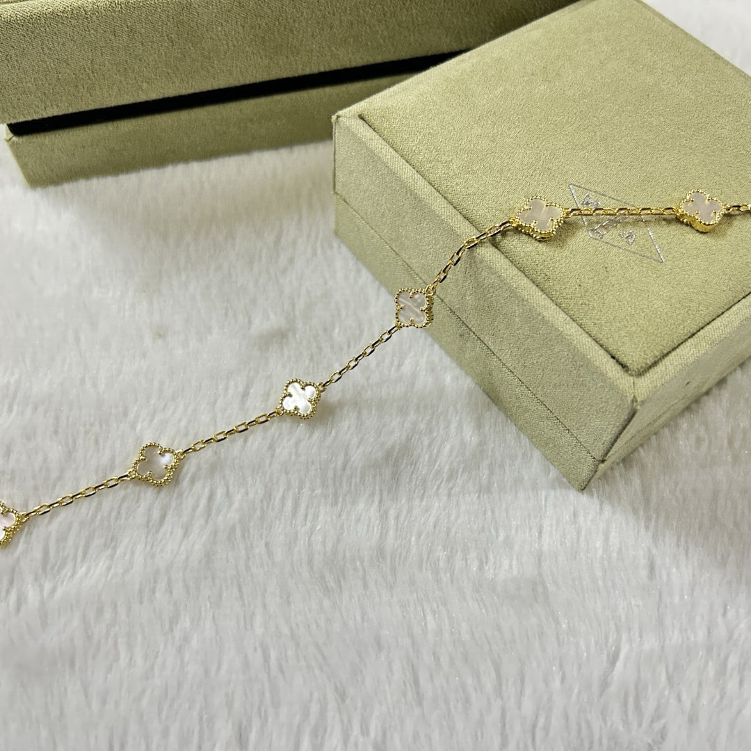[Echo Fine ]CLOVER 6 MOTIF WHITE MOP BRACELET