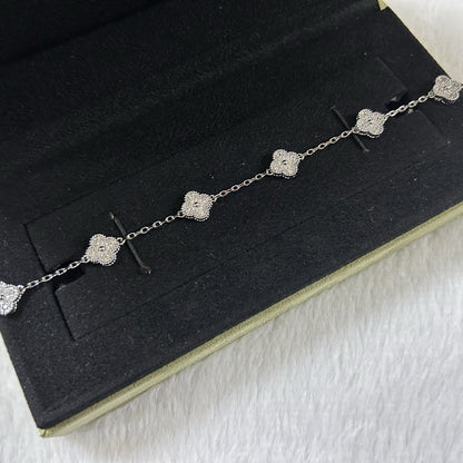 [Echo Fine ]CLOVER 6 MOTIF DIAMOND BRACELET
