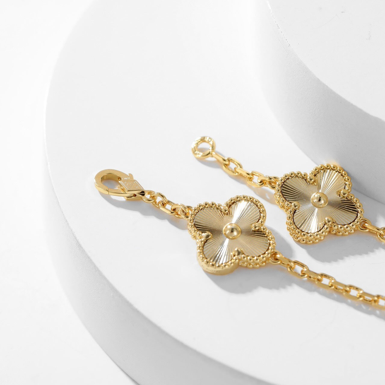 [Echo Fine ]CLOVER 10 MOTIFS LASER NECKLACE