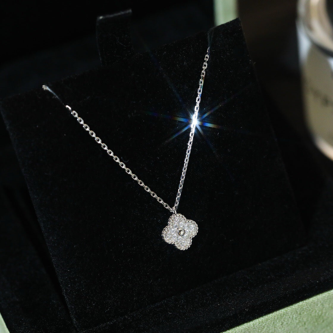 [Echo Fine ]CLOVER MINI 9.5MM PENDANT DIAMOND NECKLACE
