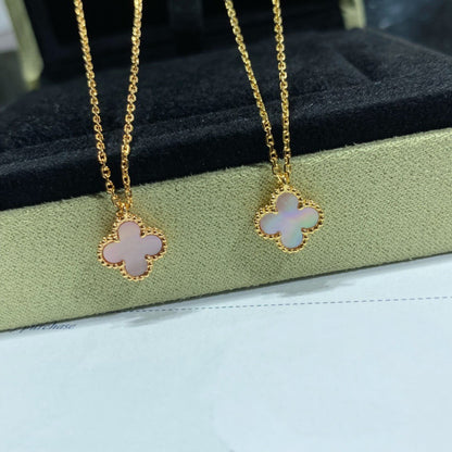 [Echo Fine ]CLOVER 9.5MM PINK MOTHER OF PEARL SINGLE FLOWER NECKLACE