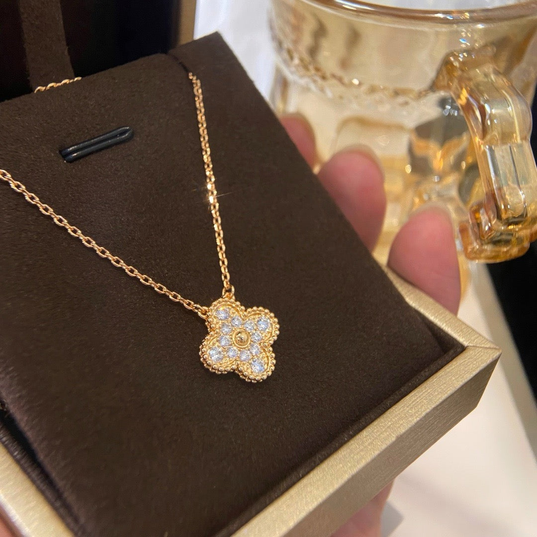 [Echo Fine ]CLOVER 15MM DIAMOND SINGLE FLOWER NECKLACE