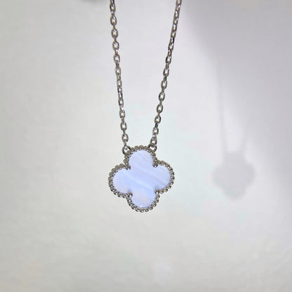 [Echo Fine ]CLOVER 15MM BLUE CHALCEDONY NECKLACE SILVER