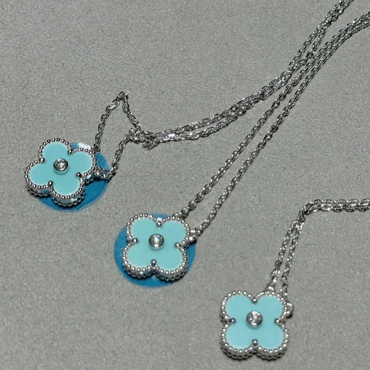 [Echo Fine ]CLOVER 1 DIAMOND LIGHT BLUE SILVER NECKLACE