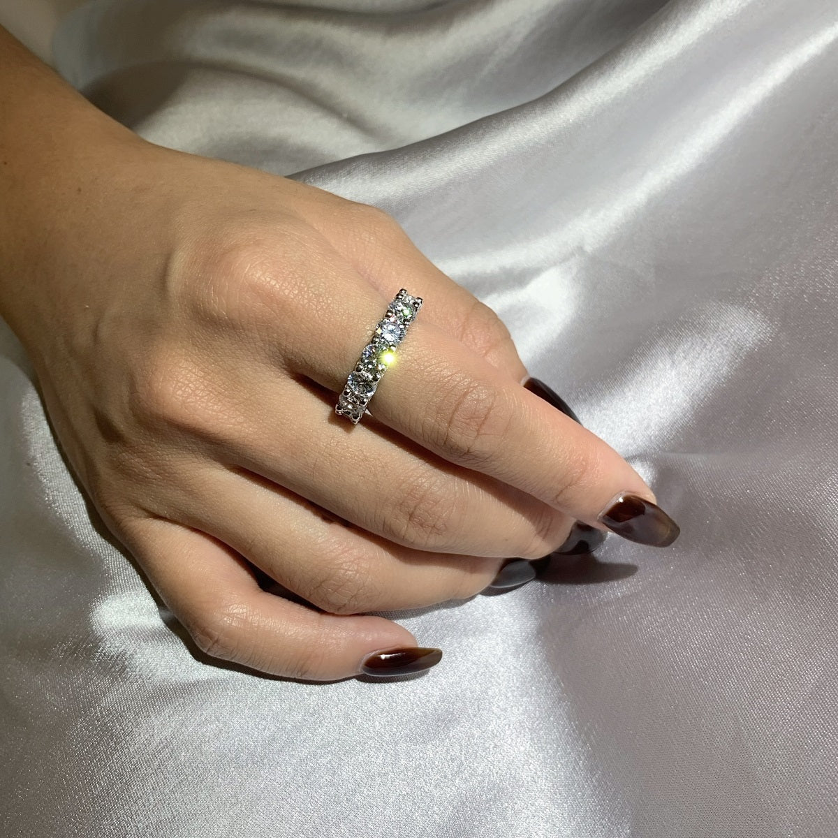 [Echo Fine ]Gorgeous Round Cut Tennis Ring