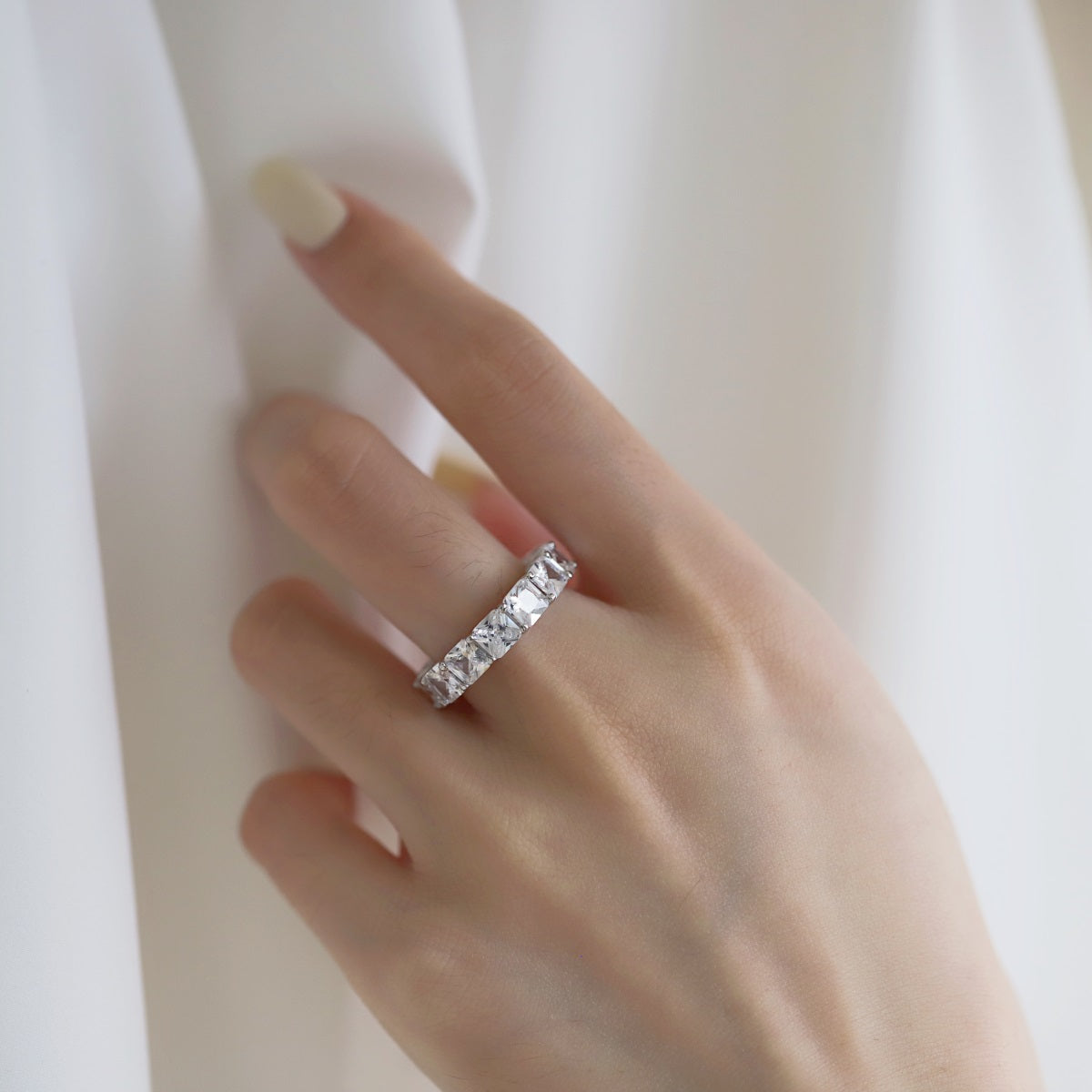 [Echo Fine ]Elegant Princess Cut Tennis Ring