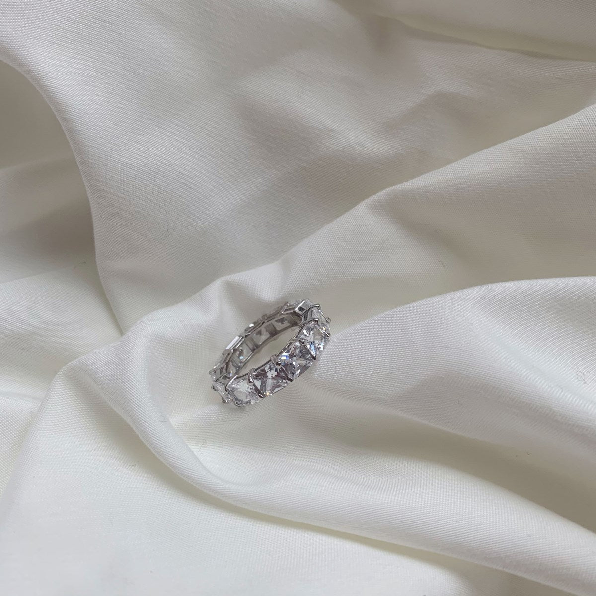 [Echo Fine ]Elegant Princess Cut Tennis Ring