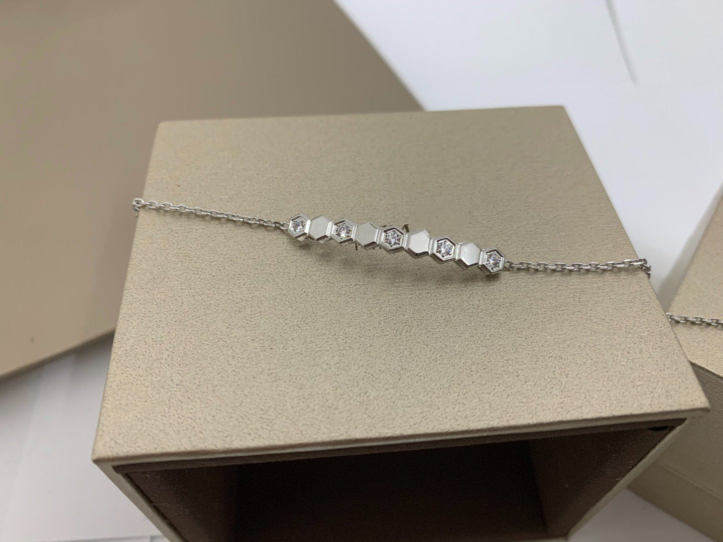 [Echo Fine ]BEE LOVE BRACELET DIAMOND