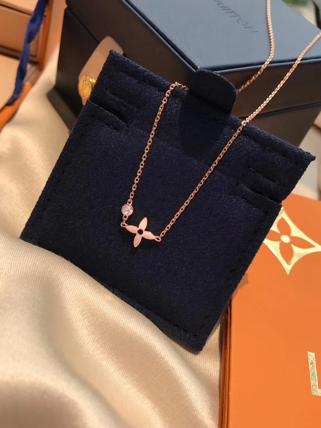 [Echo Fine ]BLOSSOM PENDANT PINK GOLD AND DIAMOND