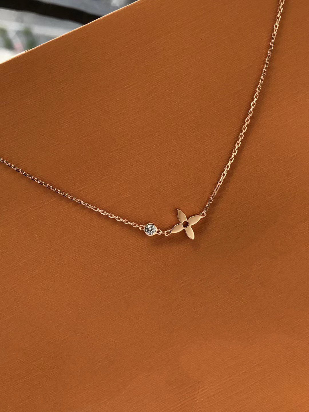 [Echo Fine ]BLOSSOM PENDANT PINK GOLD AND DIAMOND