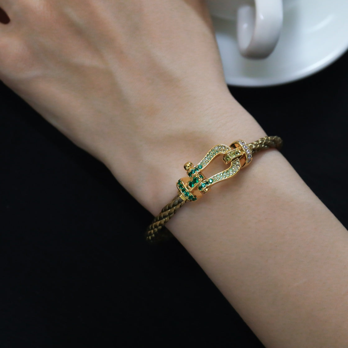 [Echo Fine ]FORCE 10 GOLD GREEN DIAMOND PAVED