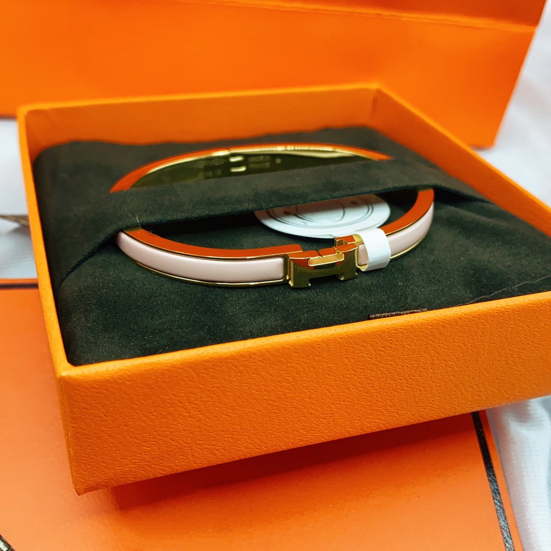 [Echo Fine ]CLASSIC HM CLIC  PINK 8MM ENAMEL BRACELET