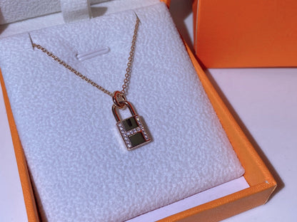 [Echo Fine ]HM ADVANCED NICHE LOCK HEAD NECKLACE DIAMONDS