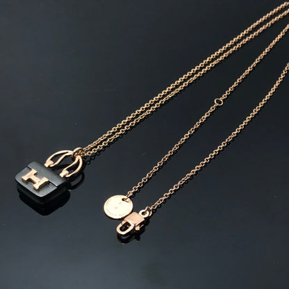 [Echo Fine ]WOMEN'S HM AMULETTES CONSTANCE PENDANT NECKLACE