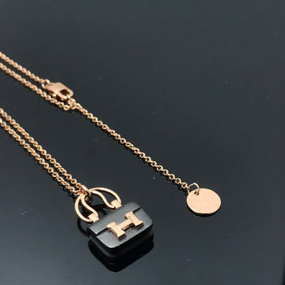 [Echo Fine ]WOMEN'S HM AMULETTES CONSTANCE PENDANT NECKLACE