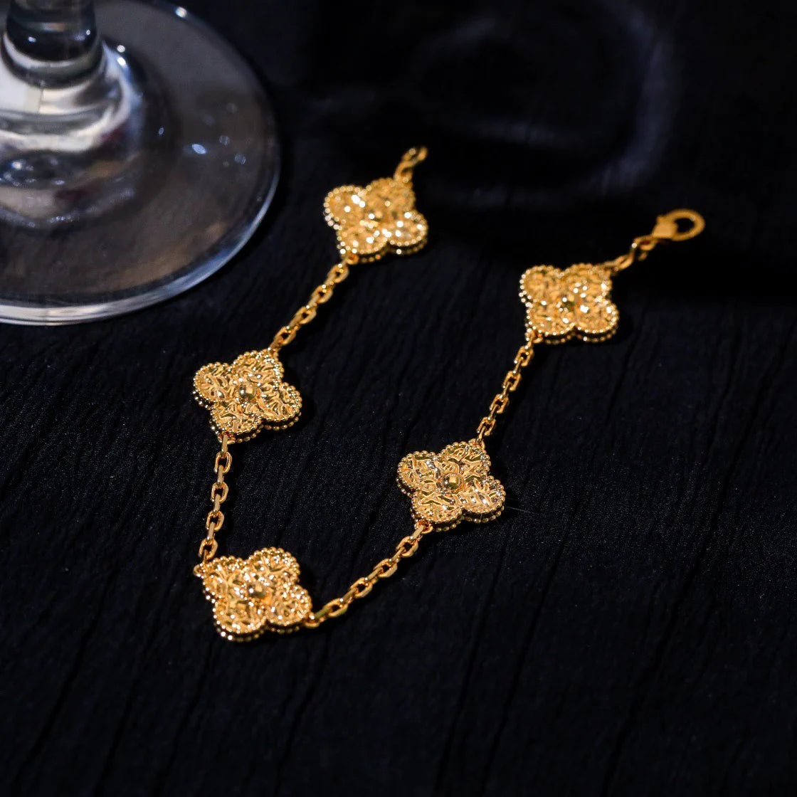 [Echo Fine ]CLOVER 5 MOTIFS BRONZING BRACELET