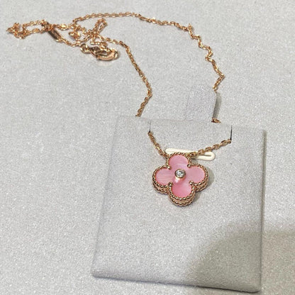 [Echo Fine ]CLOVER 15MM DIAMOND PINK MOP NECKLACE
