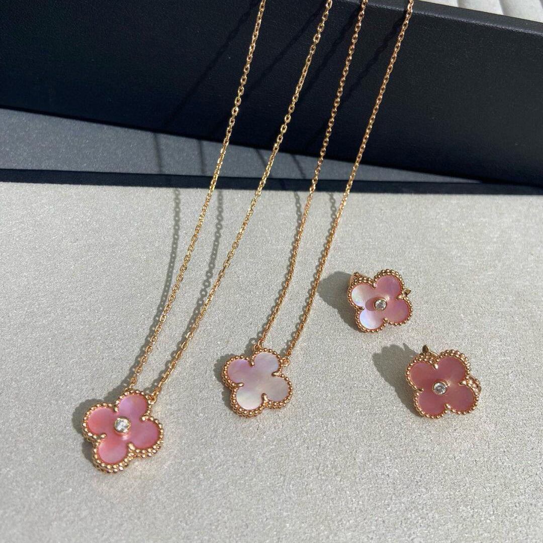 [Echo Fine ]CLOVER MEDIUM 1 DIAMOND PINK EARRINGS