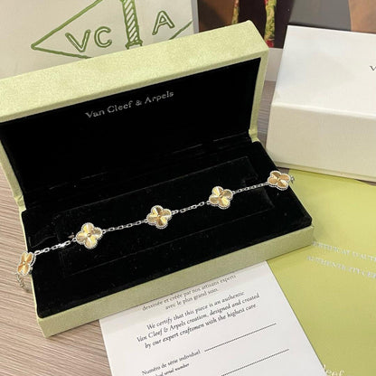 [Echo Fine ]CLOVER  5 MOTIFS  CHRISTMAS LIMITED EDITION BRACELET