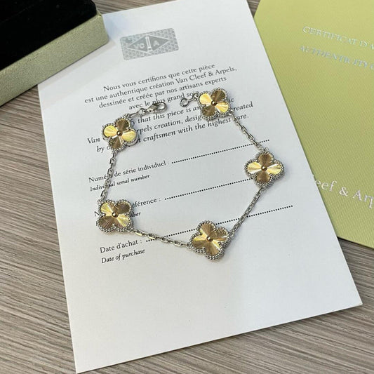 [Echo Fine ]CLOVER  5 MOTIFS  CHRISTMAS LIMITED EDITION BRACELET