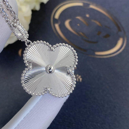 [Echo Fine ]CLOVER 25MM SILVER BIG CLOVER NECKLACE