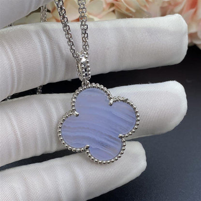[Echo Fine ]CLOVER SILVER CHALCEDONY BIG CLOVER NECKLACE