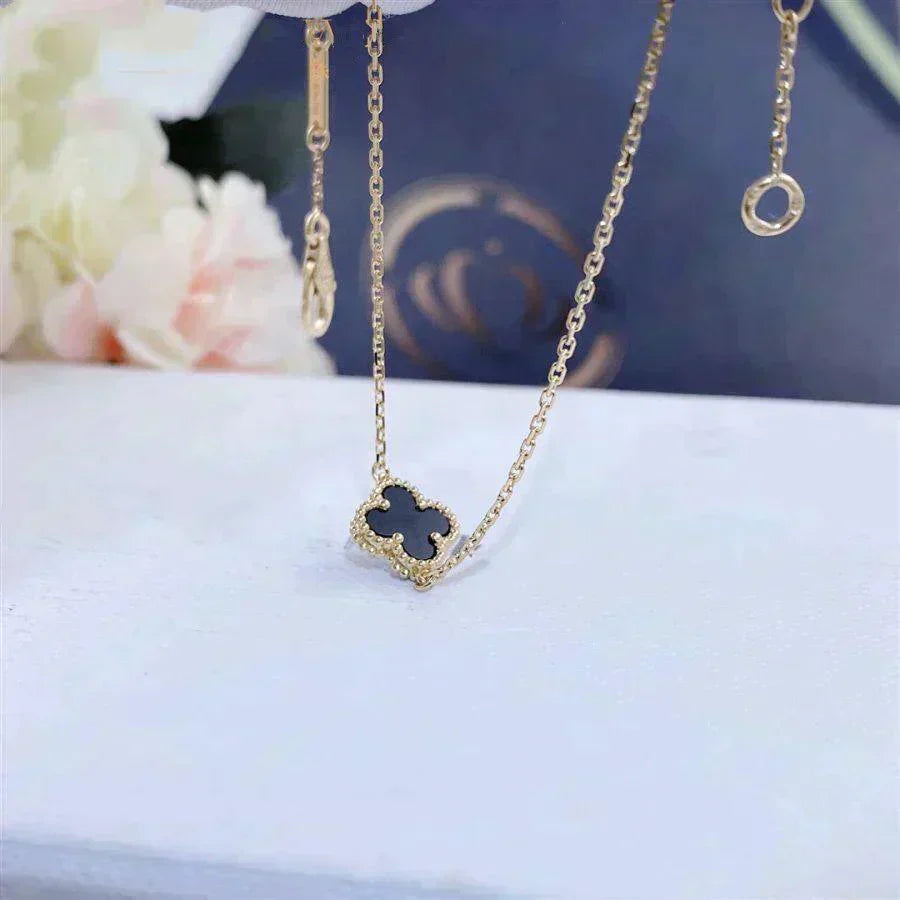 [Echo Fine ]CLOVER ONYX SINGLE FLOWER BRACELET
