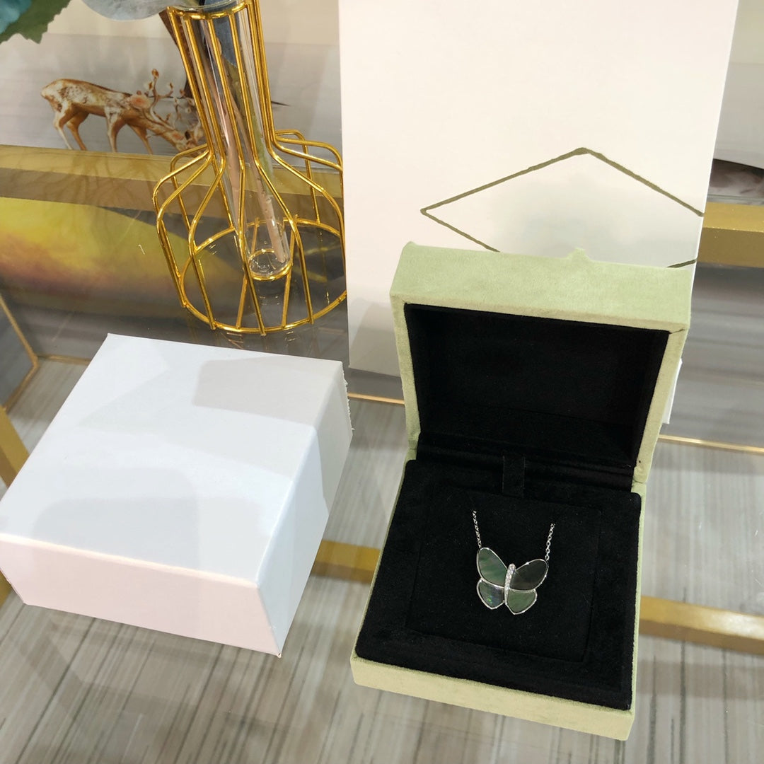 [Echo Fine ]LARGE BUTTERFLY SILVER PENDANT DIAMOND NECKLACE